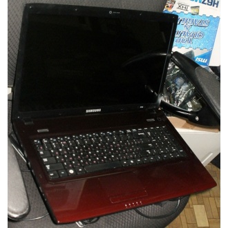 Ноутбук Samsung R780i (Intel Core i3 370M (2x2.4Ghz HT) /4096Mb DDR3 /320Gb /ATI Radeon HD5470 /17.3" TFT 1600x900) - Курск